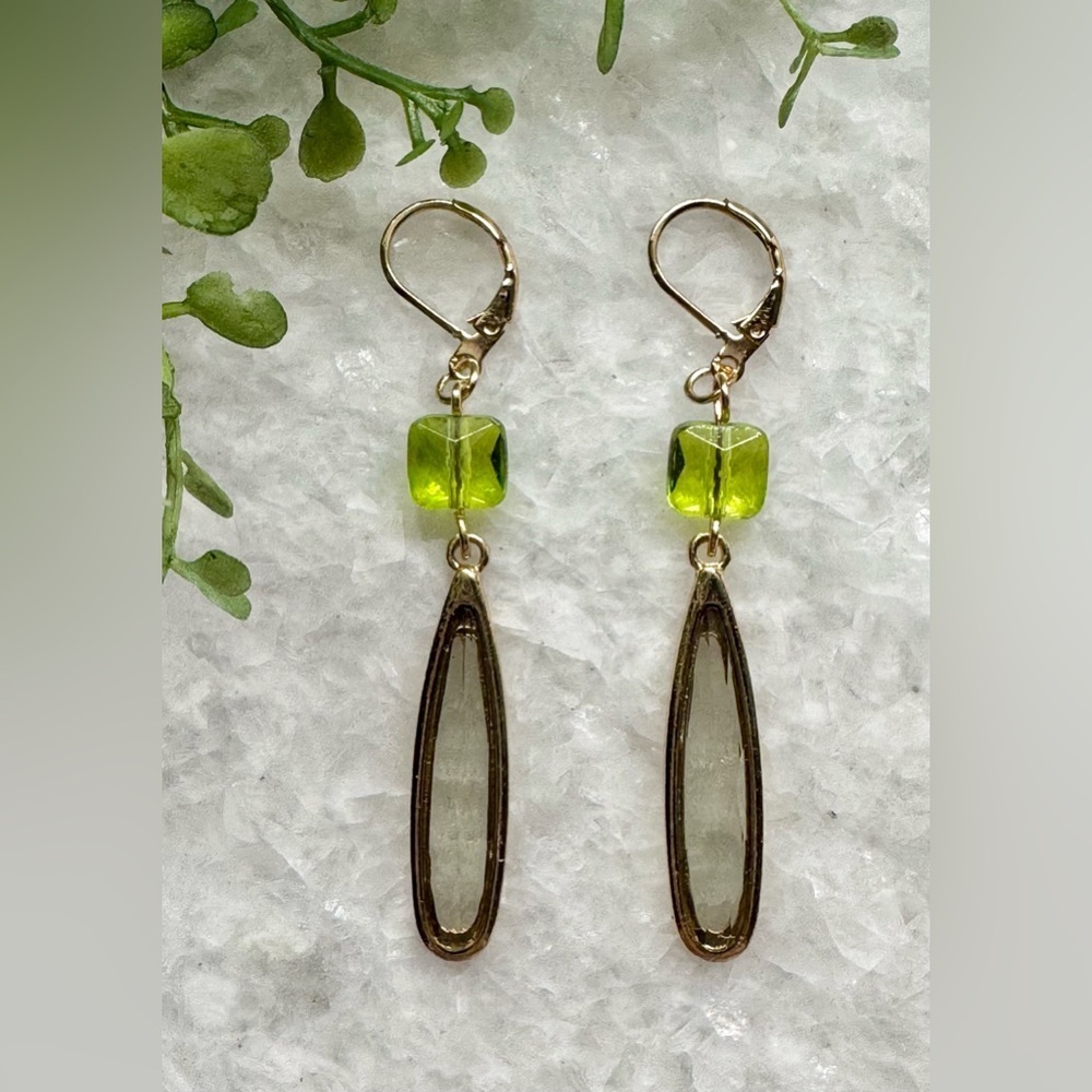 New Green Faceted Crystal Teardrop & Gold Tone Dangle Earrings - 2.50”